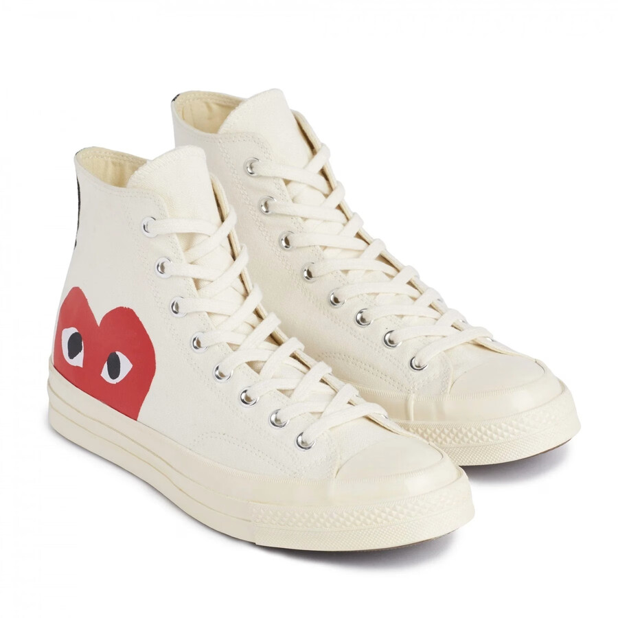 cdg joue aux converse big heart montantes blanches