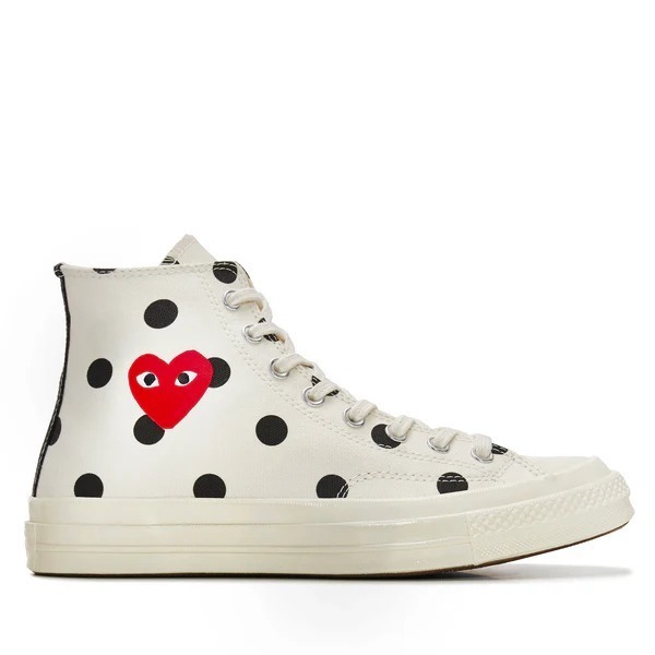 baskets montantes converse red heart à pois pointure 70 blanches