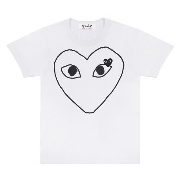 t-shirt blanc avec cŒur noir et emblÈme