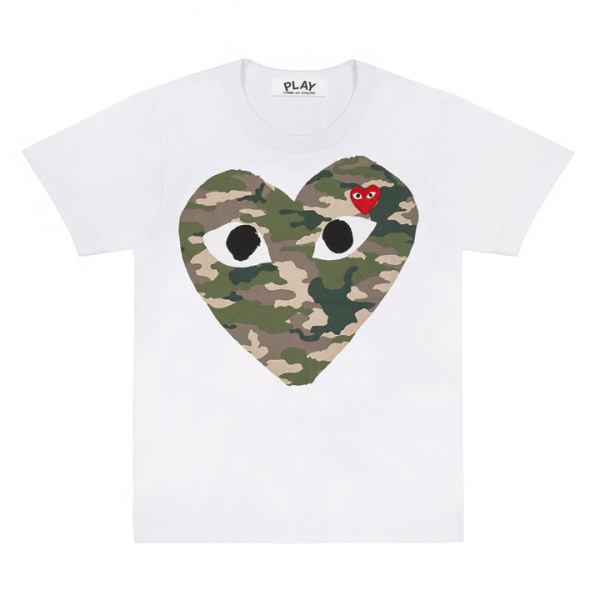 t-shirt blanc play avec cŒur imprimÉ camouflage